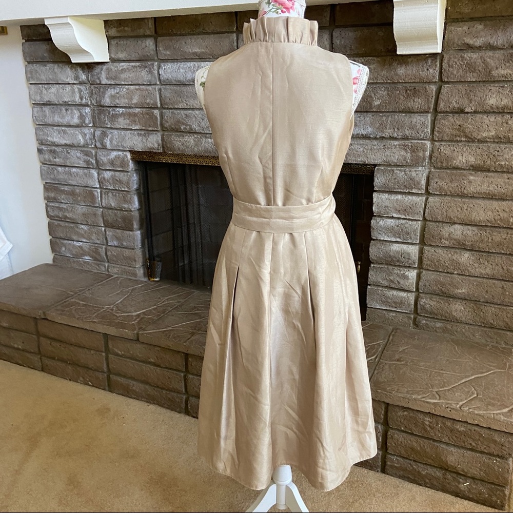 JESSICA HOWARD CHAMPAGNE SLEEVELESS DRESS SIZE 8 - Picture 6 of 10